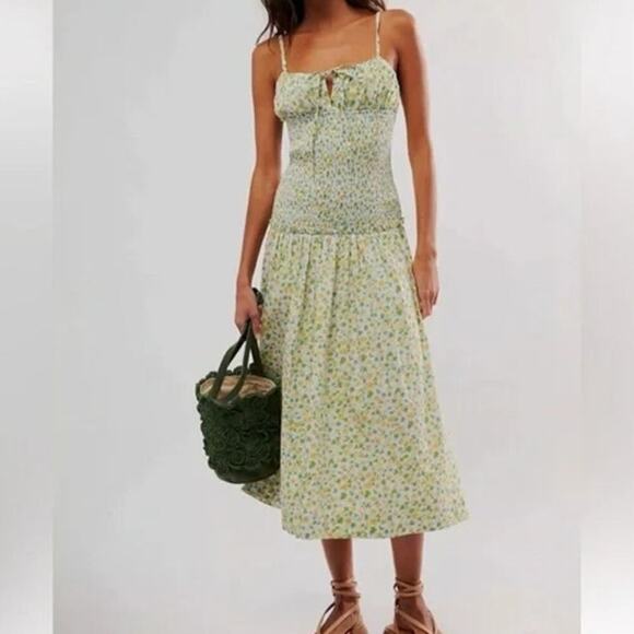 Free People Lavender Daze Smocked Midi Dress in Green Combo Size Large NEW - Picture 2 of 13